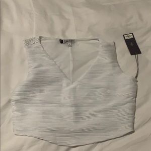 White tank crop top size M new with tag